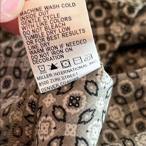 NWT Cinch Womens Olive Green Black and White Patterned Shirt Size L - Picture 7 of 9